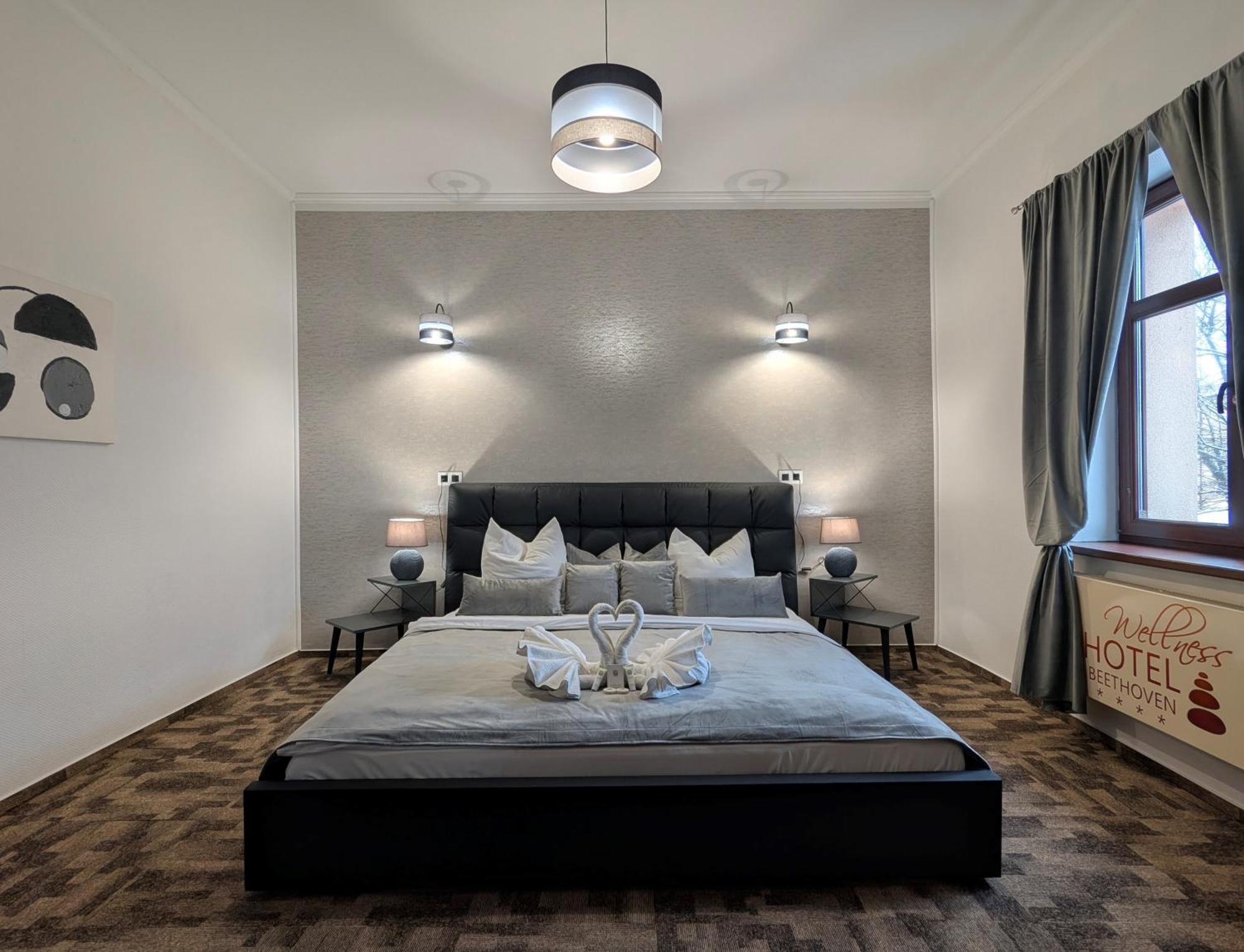 Wellness Hotel Beethoven Chomutov Exterior photo