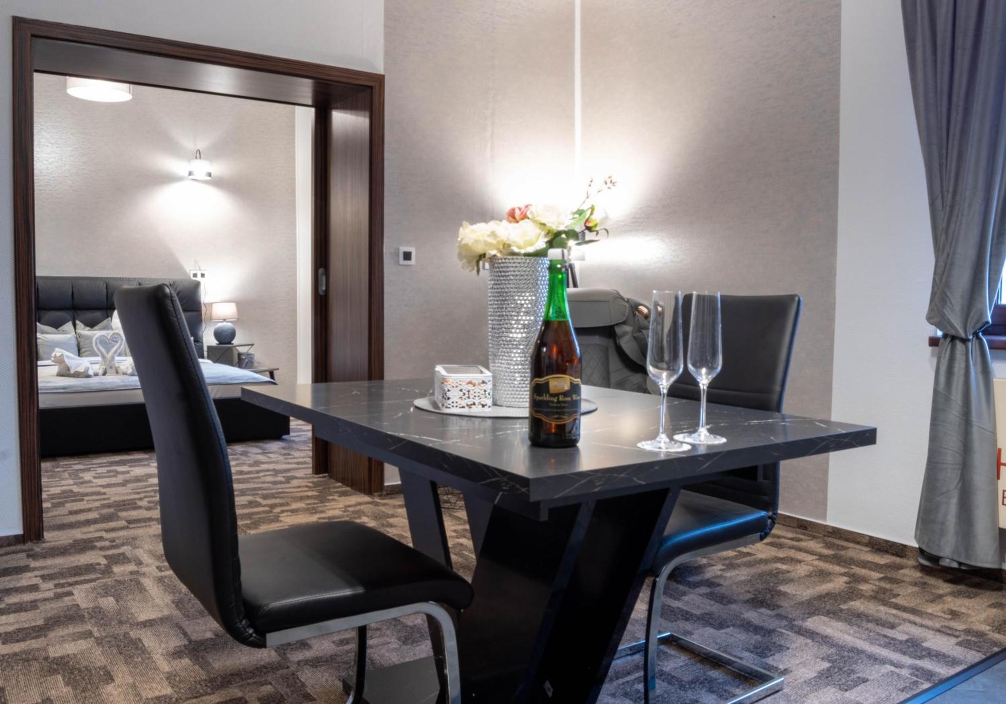 Wellness Hotel Beethoven Chomutov Exterior photo