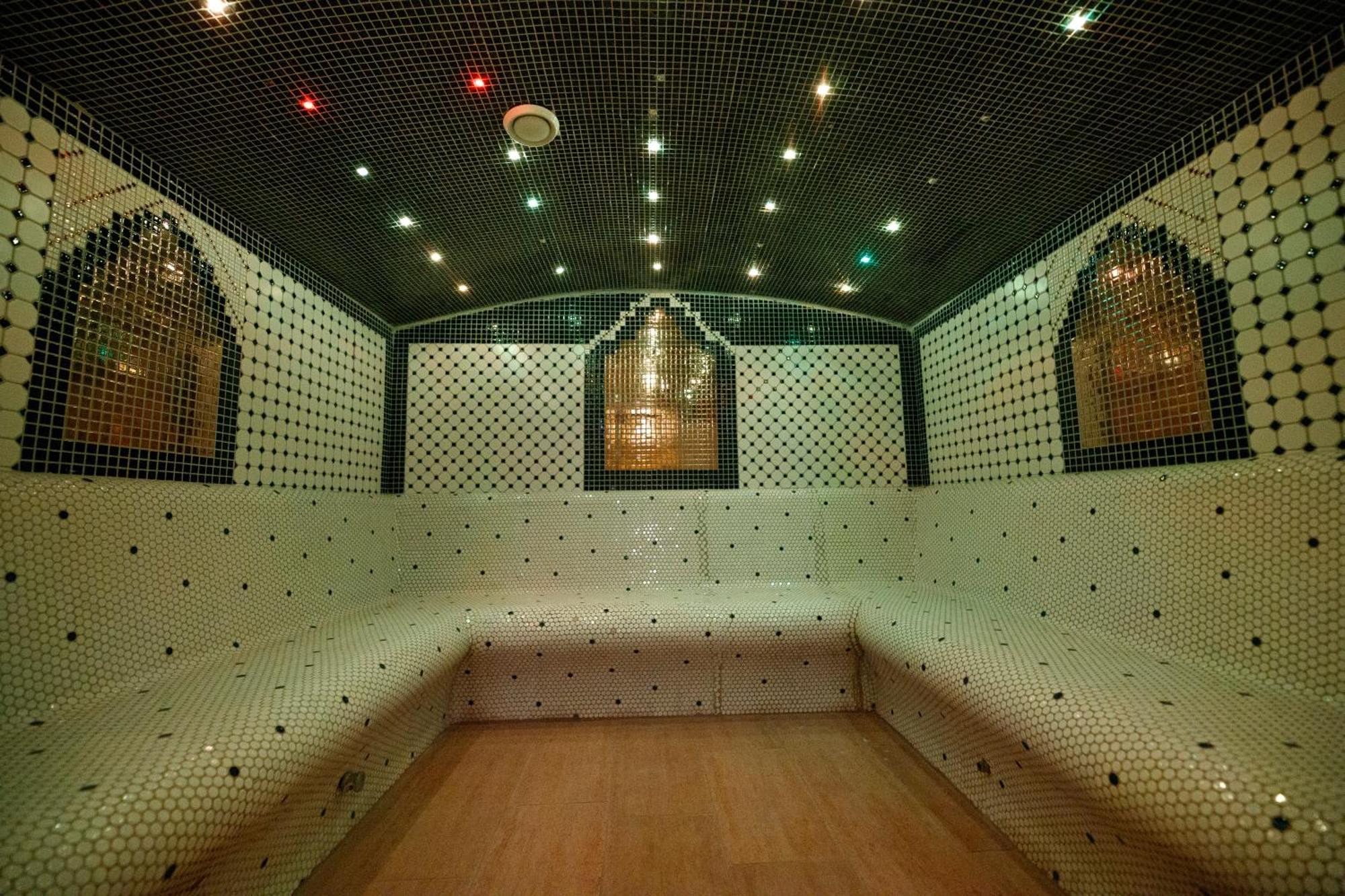 Wellness Hotel Beethoven Chomutov Exterior photo