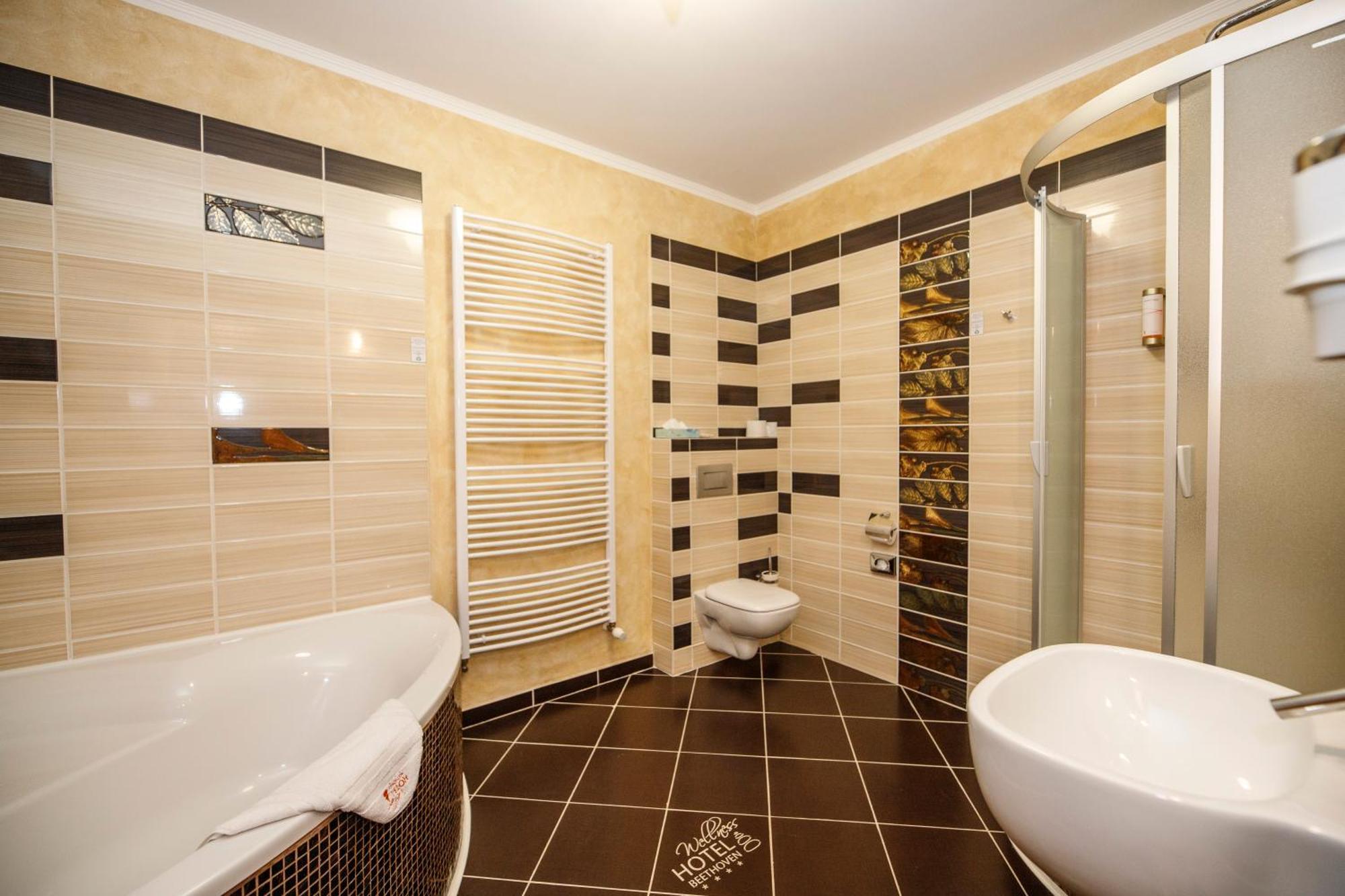 Wellness Hotel Beethoven Chomutov Exterior photo